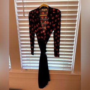 Dian Von Furstenburg Wrap Dress- Black w/ red flowers